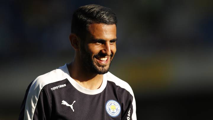 Ranieri cree que Mahrez seguirá en el Leicester, a pesar del interés de City y Arsenal.
