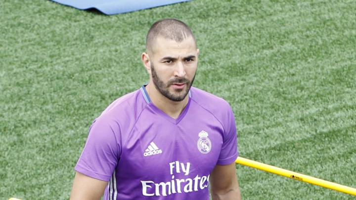 Another one bites the dust: Benzema, Pintus' latest victim
