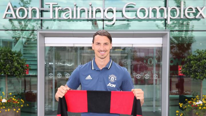 Zlatan se estrena hoy con el Manchester United