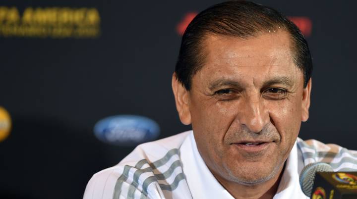 AFA se reunió con Ramón Díaz, otro candidato a seleccionador