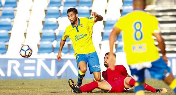 Livaja y Macedo se lucen en el triunfo de Las Palmas al Lorca