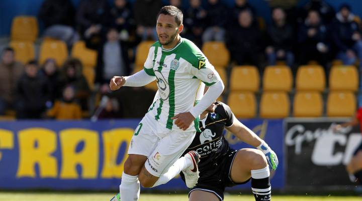 Alfaro da el triunfo al Córdoba en Bélgica ante el Lierse