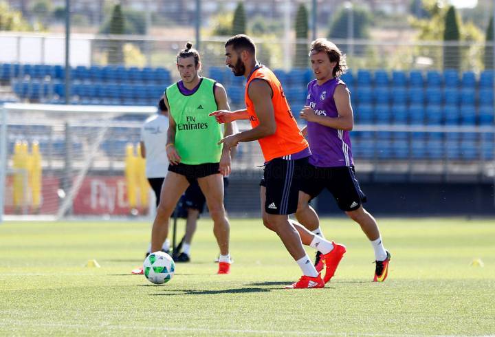 Kroos and Bale to stay in Madrid with Benzema a doubt