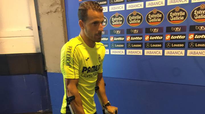 Roberto Soldado se rompe la rodilla, estará 6 meses ausente