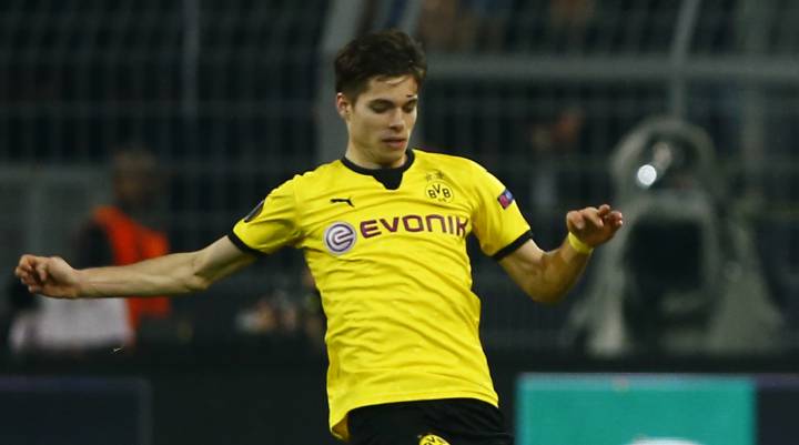 Real Madrid in pole position for Dortmund midfielder Weigl
