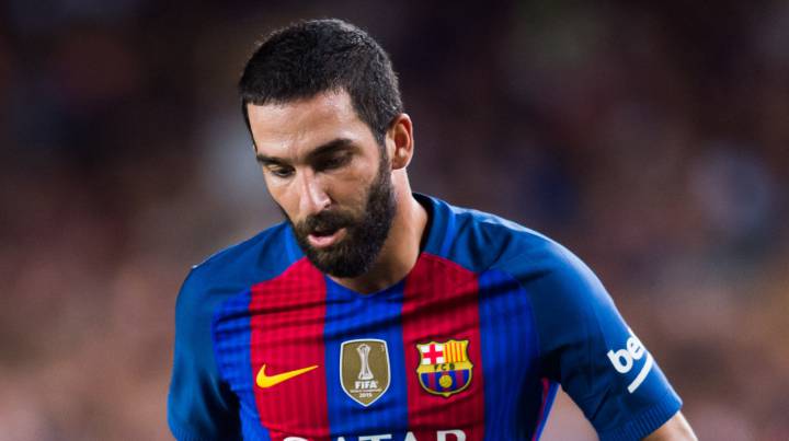 Arda Turan y el polémico 'me gusta' a una foto del Madrid
