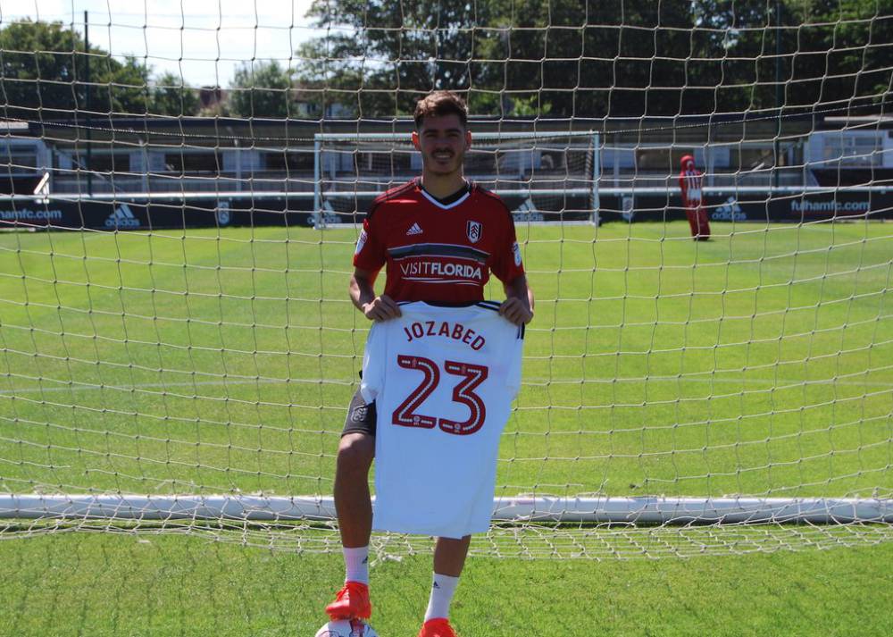 Jozabed firma por tres temporadas con el Fulham