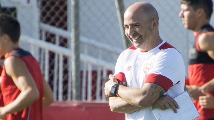 Sampaoli, durante un entrenamiento del Sevilla.