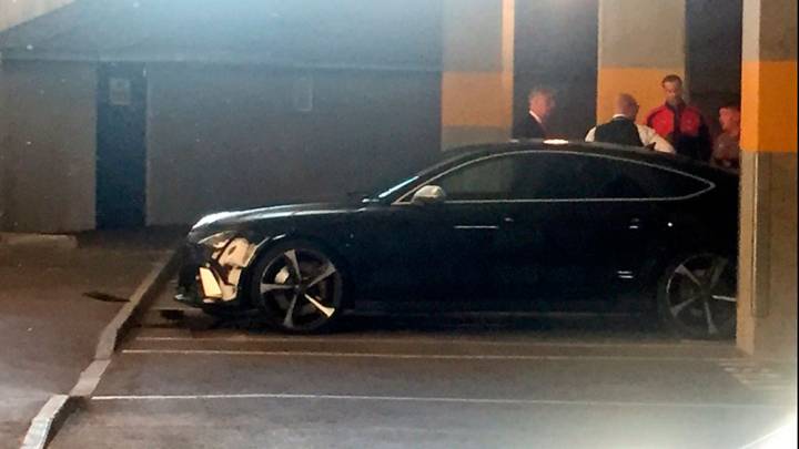 El peor día de Cech: recibe cuatro goles y estrella su coche