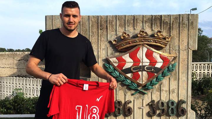 El Nàstic ficha a Dimitrievski por dos temporadas
