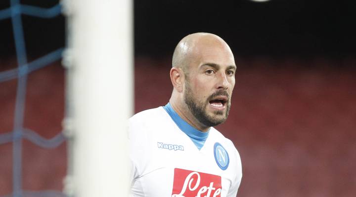 Reina denies Barcelona reports