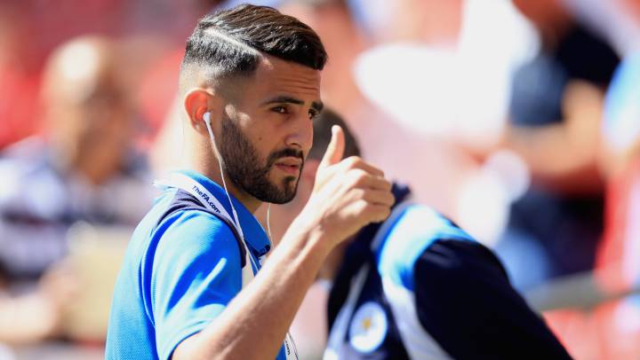 Mahrez rechaza ofertas y renueva con Leicester hasta el 2020