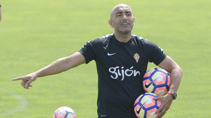 Abelardo renueva para las cuatro próximas temporadas