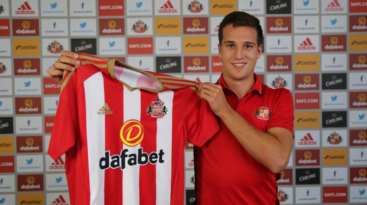 Atlético announce Manquillo’s loan move to Sunderland