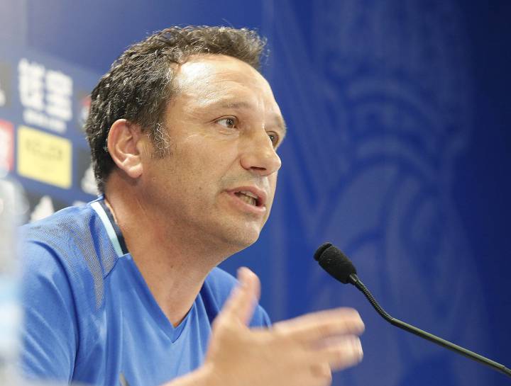 Eusebio hails Canales return and deems the squad closed