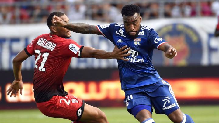 El Dijon remonta dos veces al Lyon, que acaba goleado