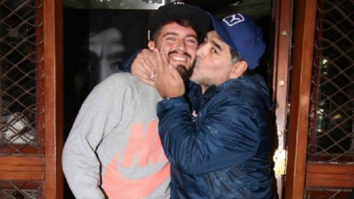 Maradona reconoce a su hijo italiano 29 años después
