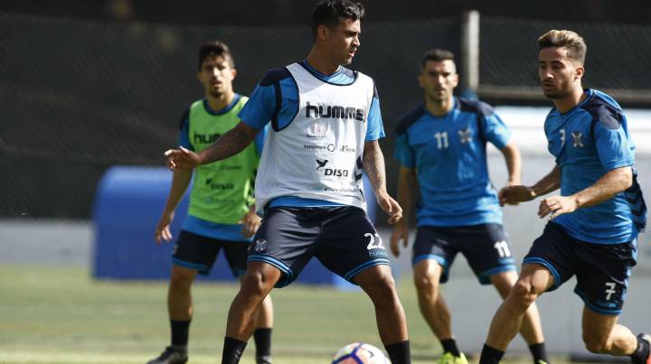 Nano signs off from Tenerife in tears to join Eibar