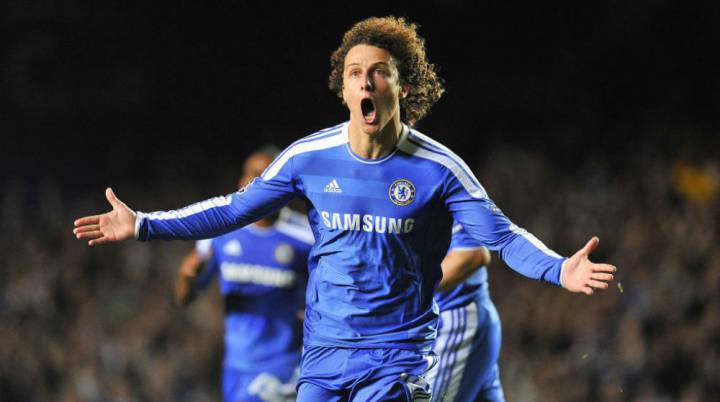 El Chelsea hace oficial la vuelta de David Luiz tras jugar en el PSG