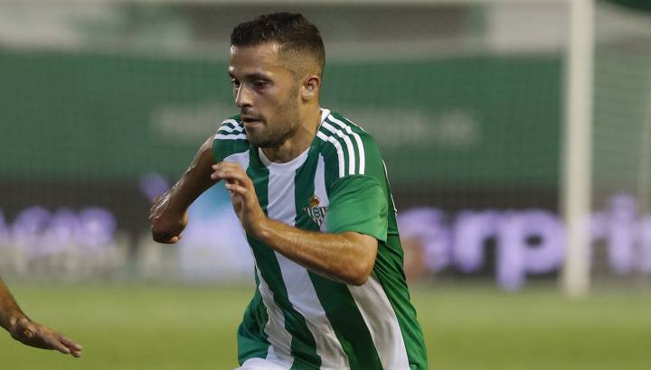 Durmisi: "En LaLiga la gente juega y piensa mucho más rápido"