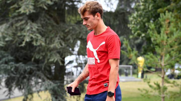 Griezmann habla con Saúl para calmar la tormenta