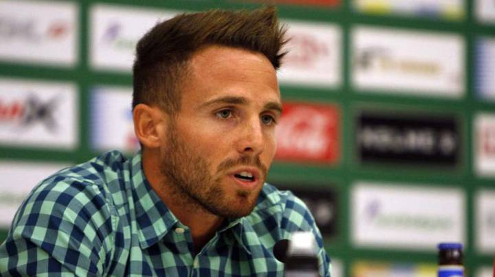 Aarón Ñíguez, nuevo refuerzo para la delantera blanquiazul