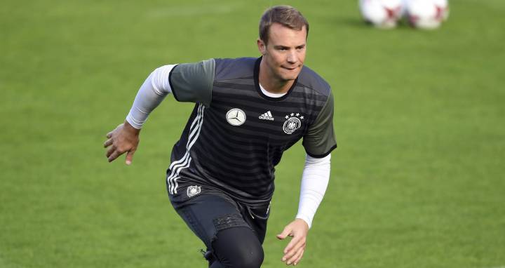 Neuer, nuevo capitán alemán tras el adiós de Schweinsteiger