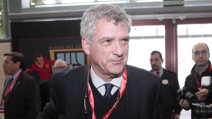 La FIFA autoriza a Villar a optar a la presidencia de la UEFA