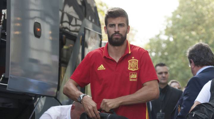 Piqué: jeers turn to cheers for defender as Spain arrive in León