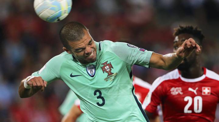 Suiza pasa por encima de Portugal en St. Jakob-Park