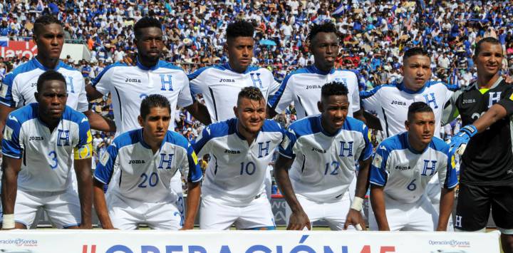 Prensa de Honduras no ve correcto ‘premios’ a El Salvador