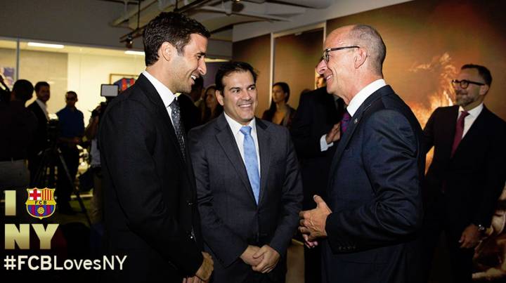 Special guest at Barça's New York office opening: Raúl!