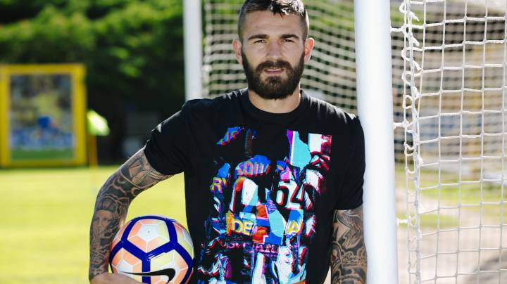 Livaja: "En Croacia me dicen que somos el Leicester de España"