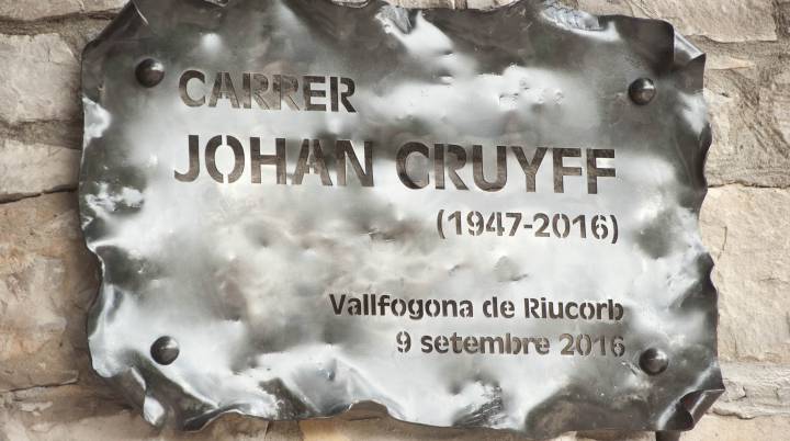 Johan Cruyff street unveiled in Vallfogona de Riucorb