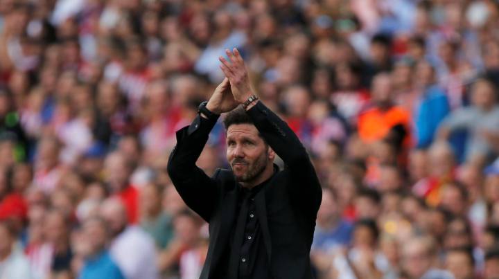 Atlético Madrid fans show their support for Simeone