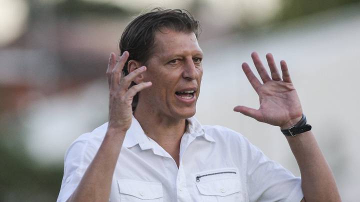 Juanma Pons se entera por Twitter de su despido del Gavà