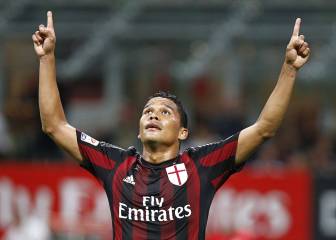El PSG vuelve a interesarse en Carlos Bacca