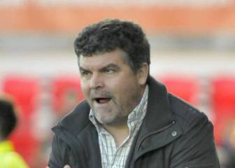 Onésimo la lía: ¡le dijo al árbitro que acabarían en el calabozo!