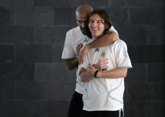 Verón confiesa qué hizo para que Messi se aprendiera el himno