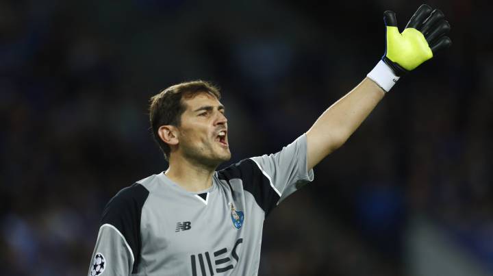Iker Casillas llega a la cifra de 1.020 partidos oficiales