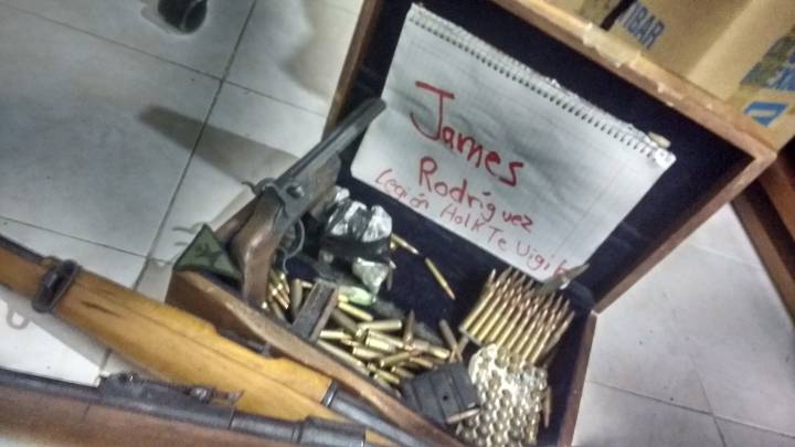 James es amenazado de muerte y su madre lo denuncia