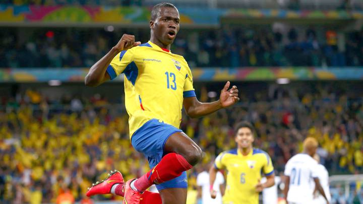 Enner Valencia viaja finalmente a Bolivia y será titular