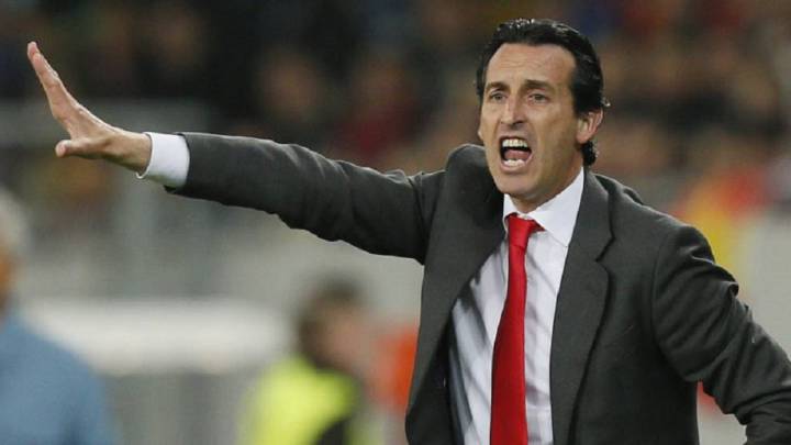 Unai Emery busca al 'topo' del vestuario que filtró su reunión