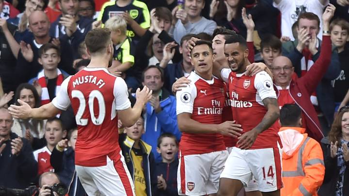 El Arsenal le gana sufriendo al Swansea y es colíder