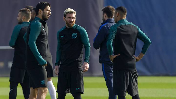 Messi, Luis Suárez y Neymar, durante un entrenamiento del Barcelona.