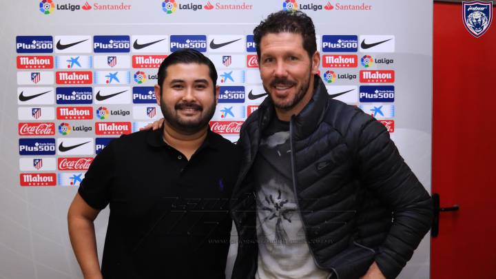 Crown Prince of Johor visits Atlético at the Calderón