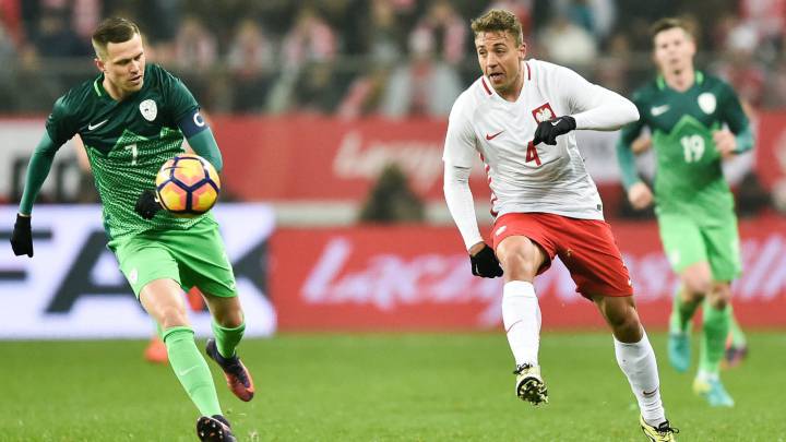 Polonia no pudo ratificar las buenas sensaciones que está dejando en la fase clasificación para el Mundial de Rusia, tras empatar este lunes 1-1 con Eslovenia en Breslavia (Polonia).
