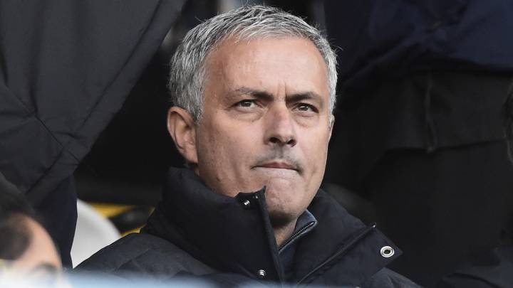 Mourinho, entrenador del Manchester United, molesto con la FA.