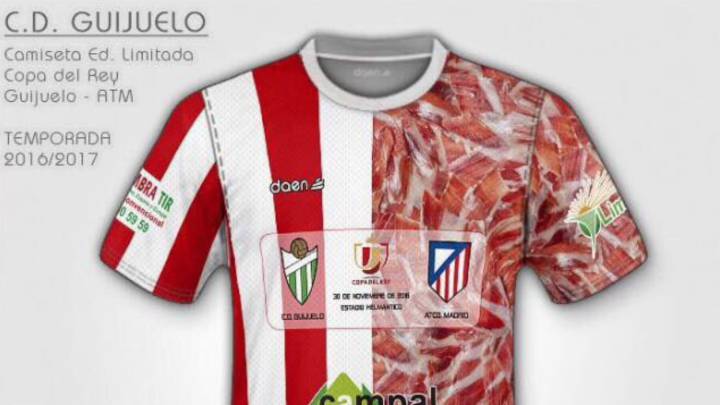Camiseta conmemorativa para el partido de Copa del Rey entre el Guijuelo y el Atlético de Madrid.