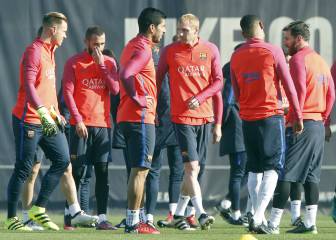 Messi guía el asalto al liderato